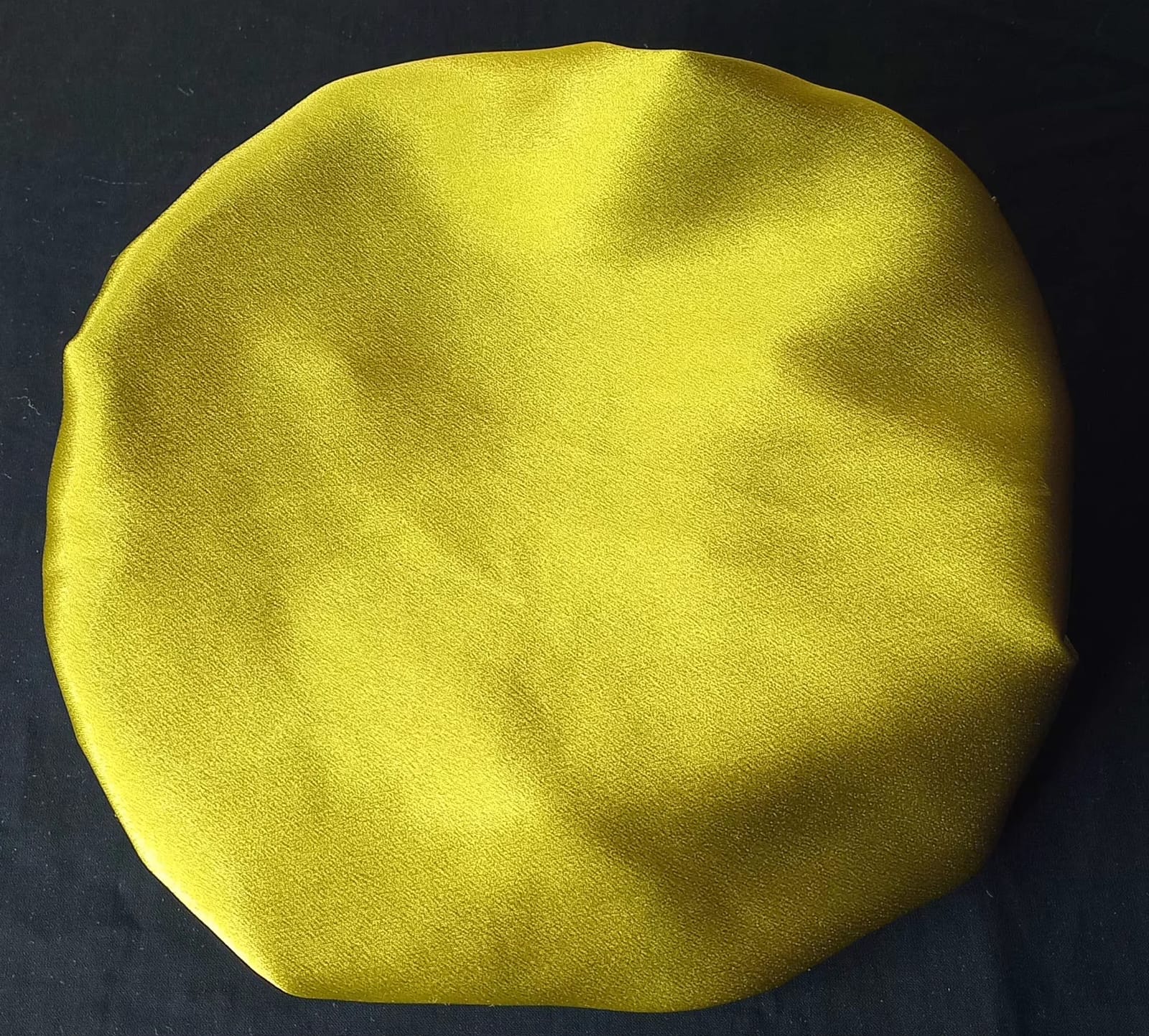 Bonnet satin